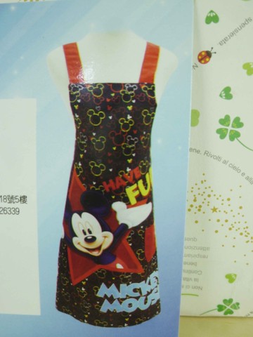 【震撼精品百貨】Micky Mouse_米奇/米妮 ~圍裙-黑紅色