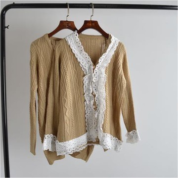 春秋季花邊拼接薄款毛衣外套披肩女新款中長寬松顯瘦長袖針織開衫