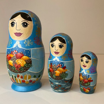 Matryoshka 冬季嵌套娃娃，木製家居裝飾，聖誕藝術，新年，藍色