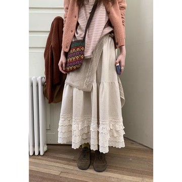 Hellooo Eat  韓系復古拼接花邊半身裙2024冬季重工松緊腰蛋糕裙