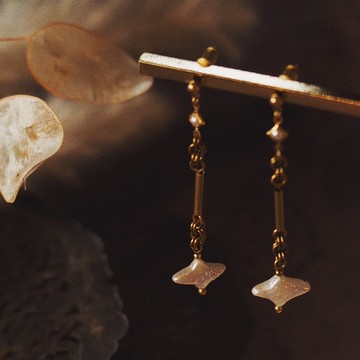 古典鎖鏈 菱形珍珠垂墜耳環