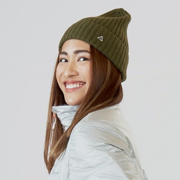 Wiyaka 羊毛混紡針織保暖毛帽 軍綠