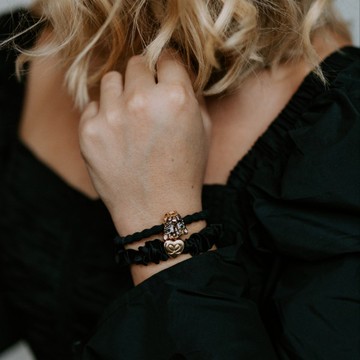 英國 ByEloise London 千鳥織波浪髮圈 水鑽動物系列 - 獅子 x 黑色