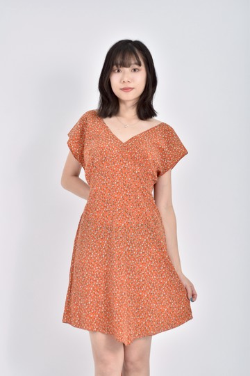 (M) hana kusa質感碎花深v綁帶滿版印花無袖橘色洋裝