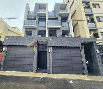 勤益科大中山商圈全新五套房電梯車庫別墅A｜台中市太平區大源五街