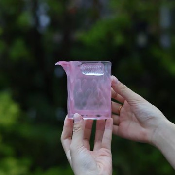 喜悅  卡普拉爍粼公道杯（菱紋）飄粉古法琉璃手工茶壺創意茶具