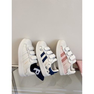 兒童板鞋2025春秋女童小白鞋幼兒園軟底童鞋運動鞋男童寶寶貝殼鞋