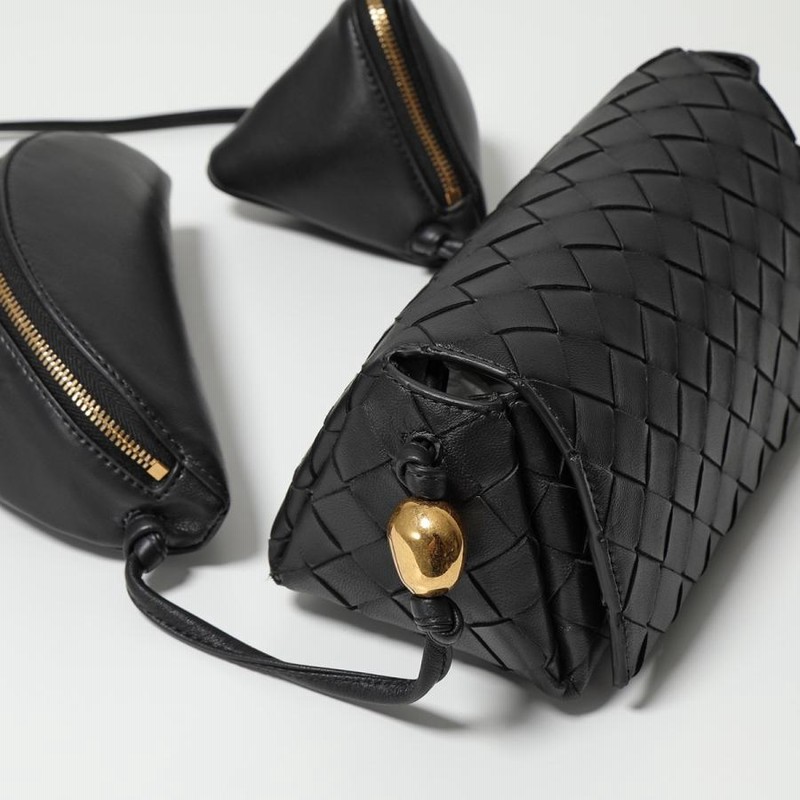 BOTTEGA VENETA ボッテガヴェネタ ショルダーバッグ ストラップ ポーチ 717429 VCP3C レディース イントレチャート レザー  ポシェット 鞄 8425 | LINEショッピング