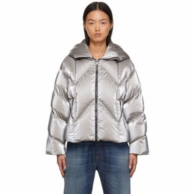 MONCLERジャケットの通販 8,964件の検索結果 | LINEショッピング