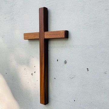 非洲柚木十字架