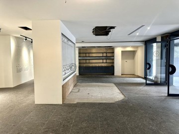 ✨亞灣2.0核心｜80坪商五店面｜企業置產首選✨｜高雄市前鎮區中山二路
