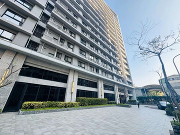 楠梓火車站。天天微笑。簡約三房+B1平車｜高雄市楠梓區朝明路