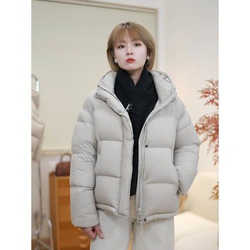 2024冬季新款大牌云朵泡芙90鵝絨羽絨服女短款加厚超好看保暖外套