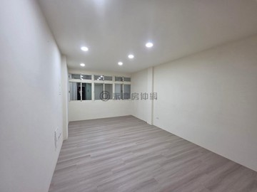 新竹成功路稀有透天+空中花園大露臺精品好宅｜新竹市北區成功路