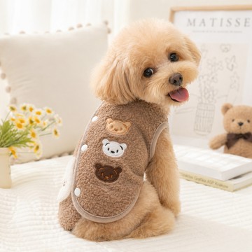 【汪喵森活】 Bear三隻熊 鈕扣背心 寵物背心 保暖背心 狗衣服 寵物衣服 秋冬服飾 小型犬 雪納瑞 比熊 貴賓 貓咪
