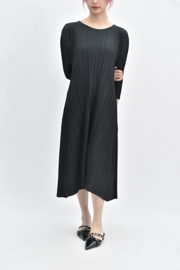 (L) pleats please 五分袖多摺圓領黑色洋裝