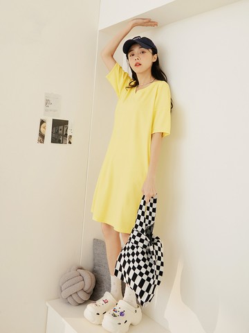 天絲羅馬布V領剪接拋袖洋裝