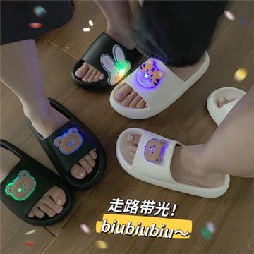 細細條 炫酷閃燈發光拖鞋女夏可愛成人外穿軟厚底eva防臭洗澡拖鞋