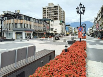 花蓮市香榭大道商業區極大發展潛力黃金店面｜花蓮縣花蓮市自由街