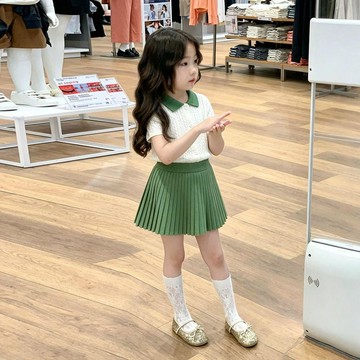 mori🎀mori女童撞色翻領麻花針織短袖套裝夏季兒童白綠拼色上衣綠色百褶短裙