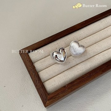 Butter Room 🧈 金屬拉絲耳環 （愛心/水滴） 台灣出貨免運 耳扣 磨砂 雙面 弧形