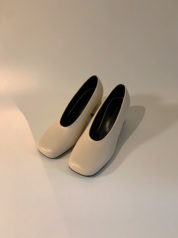 Pia Pumps