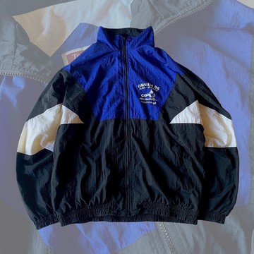 --兩光師古著--燙印logo拼接防風外套