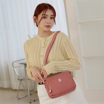 【金安德森】FRANCIS 拉鍊斜側包-桃紅色