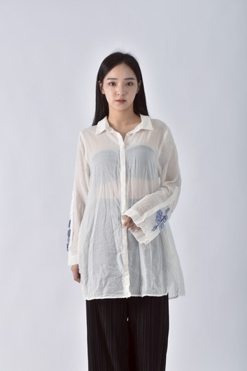 (M) cotelac素色白色襯衫上衣