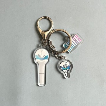 ⭐韓國代購正版預售⭐NMIXX應援燈周邊鑰匙扣 KEP1ER掛件 lightstick周邊時尚校園掛飾