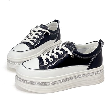 Maurine 法式波浪閃鑽厚底真皮休閒小白鞋