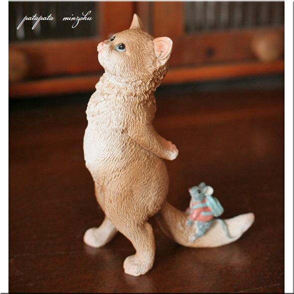 見上げる猫とねずみ 置物 オブジェ ネコ ねこ キャット | LINE