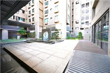 五期采固卓越/次頂樓/朝南/視野戶｜台中市南屯區大墩路