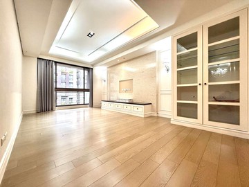 信實恬美術館旁惠宇建設～高樓四房雙平車｜台中市南屯區五權西路二段