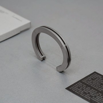 ANONYMOUS CUFF BRACELET 316鋼製手環_鋼色