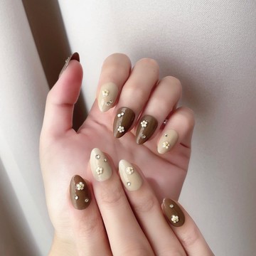 Hana手作-純手工穿戴甲/奶茶可可/立體小花