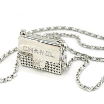 Chanel 展示品 皮穿鍊水鑽掀蓋迷你斜背包吊飾(銀)