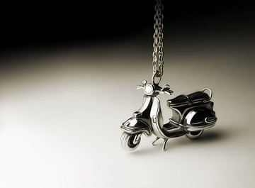 立體偉士牌項鍊