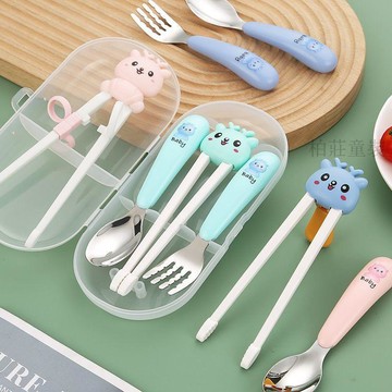 卡通可愛鹿寶寶嬰幼兒童筷子勺叉三件套吃飯防滑回彈練習筷訓練筷 學習筷 兒童筷子 兒童學習筷 學習餐具 學習筷子 幼兒餐具