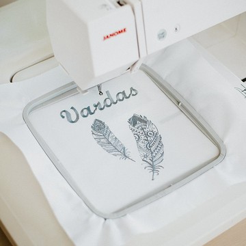 嬰兒用品個性化刺繡