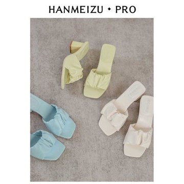 羊皮版軟軟的云朵~拖鞋女外穿夏2025款款褶皺低跟小眾粗跟涼拖女