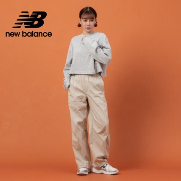 [New Balance]直筒縮口長褲_女性_裸卡其_AWP53311SHY