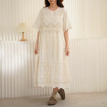 重工刺繡花邊五分袖洋裝101242C