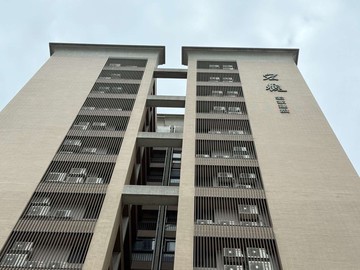 宏觀三房平車｜輕屋齡｜快速道路×竹科通勤×三面採｜新竹市北區延平路三段