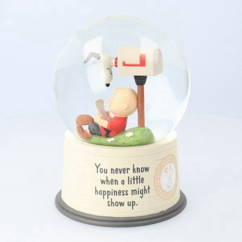 スノーグローブ スヌーピーとチャーリーブラウン Peanuts R When Happiness Shows Up Snow Globe インテリア置物 スヌーピーギフト 通販 Lineポイント最大0 5 Get Lineショッピング