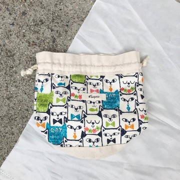 方塊貓 / 貓 白 / 多用途 水桶包 束口包 收納包