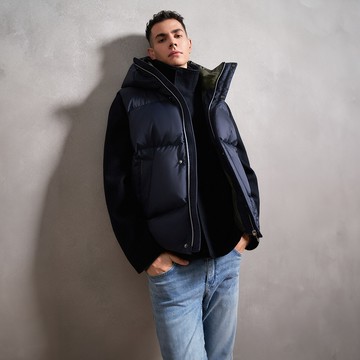 防潑水連帽平紋輕量羽絨背心/暗海軍藍色(身長-26＂) | 5819603479