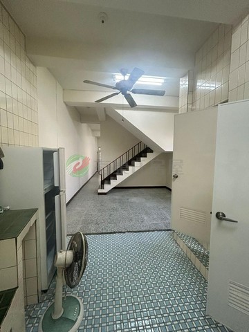 豐洲路大地坪活路透天｜台中市神岡區豐洲路