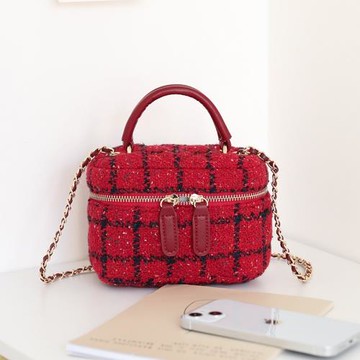 韓版新款呢子鏈條水桶包女復古撞色手提小方包百搭逛街單肩斜挎包