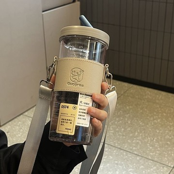 便捷攜帶 學生杯子2025 夏季男女生吸管杯便攜茶漏杯子ins花茶水杯大容量隨手杯 水壺 ins 風學生 大容量吸管杯